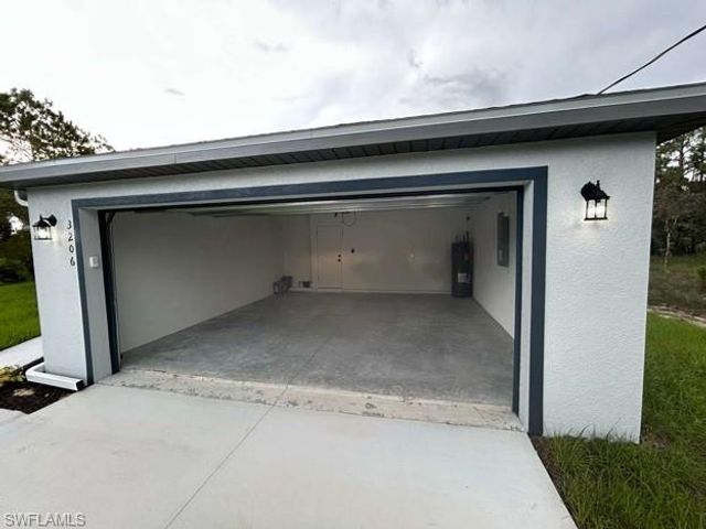 3206 55th ST W, Lehigh Acres, FL 33971