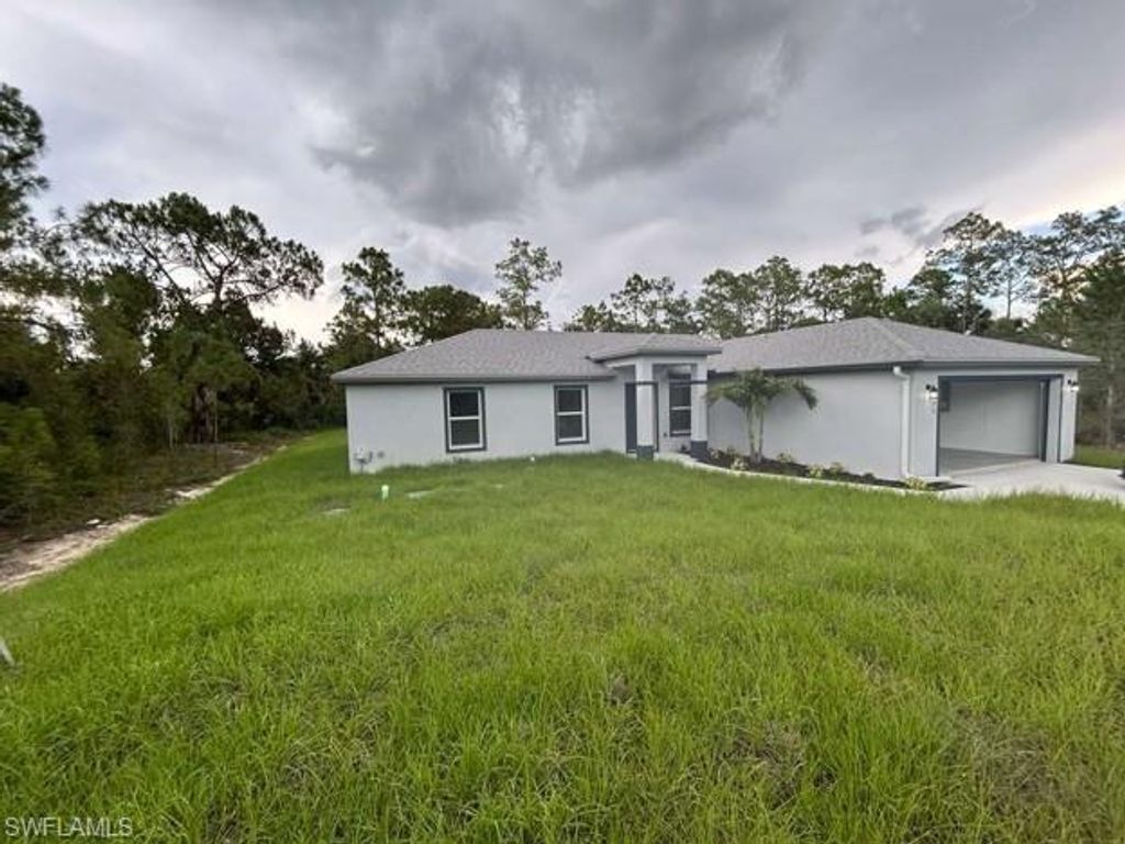 3206 55th ST W, Lehigh Acres, FL 33971