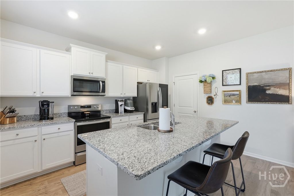 Image 11 of property listing at 235 Coby Lane, Richmond Hill, GA 31324