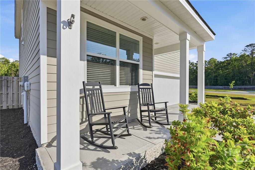 Image 2 of property listing at 235 Coby Lane, Richmond Hill, GA 31324