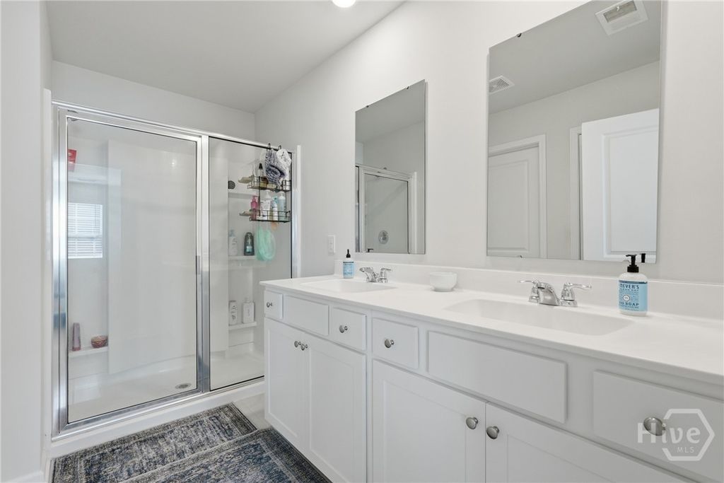 Image 23 of property listing at 235 Coby Lane, Richmond Hill, GA 31324