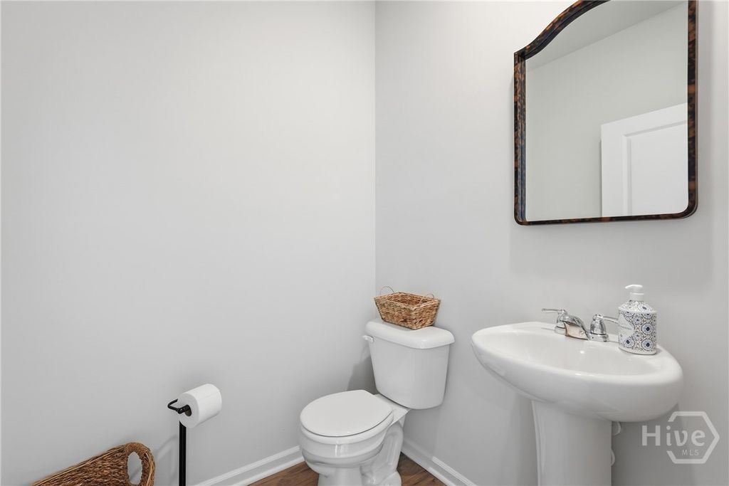 Image 32 of property listing at 235 Coby Lane, Richmond Hill, GA 31324