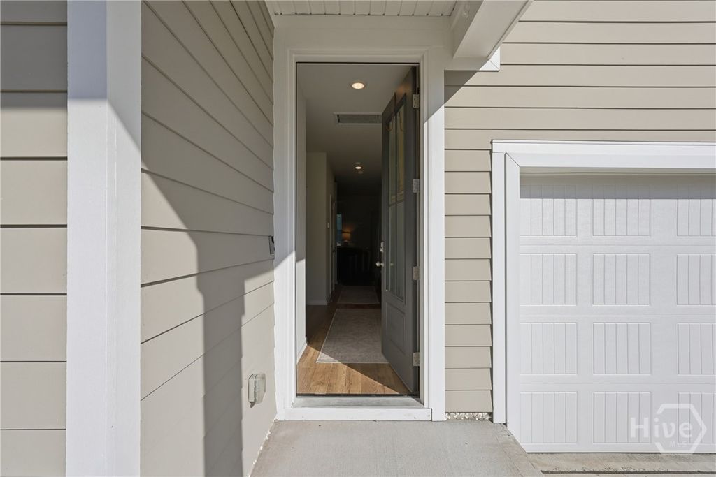 Image 4 of property listing at 235 Coby Lane, Richmond Hill, GA 31324