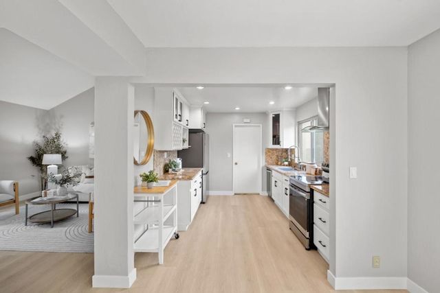 8160 Park Villa Circle, Cupertino, CA 95014