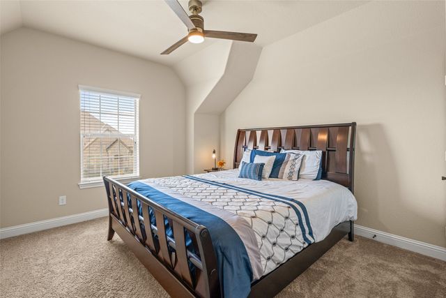 5028 Chisholm View Drive, Fort Worth, TX 76123