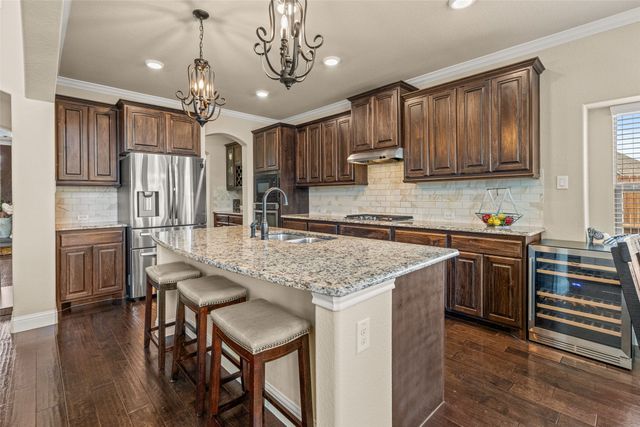 5028 Chisholm View Drive, Fort Worth, TX 76123