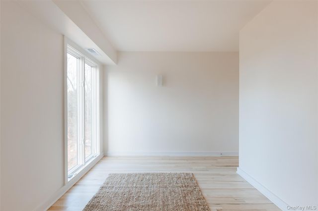 110 Old Albany Post Road, Rhinebeck, NY 12572