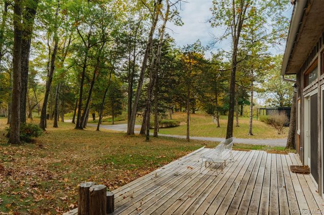 110 Old Albany Post Road, Rhinebeck, NY 12572