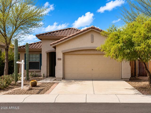 2568 W BISBEE Way, Phoenix, AZ 85086