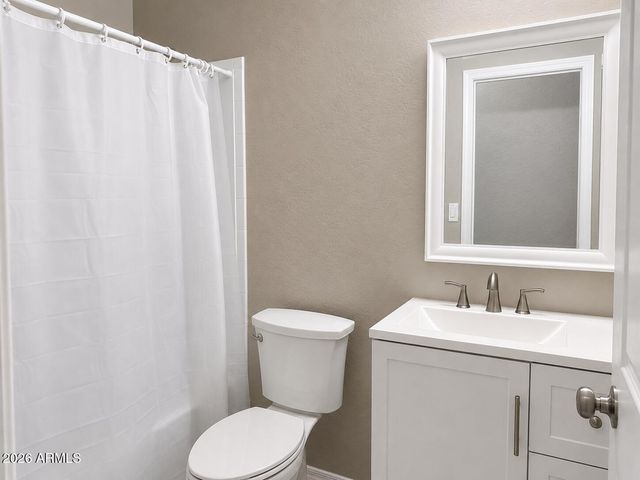 2568 W BISBEE Way, Phoenix, AZ 85086