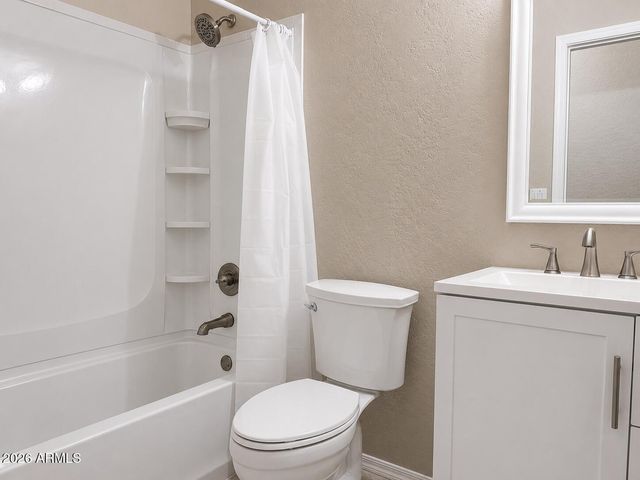 2568 W BISBEE Way, Phoenix, AZ 85086