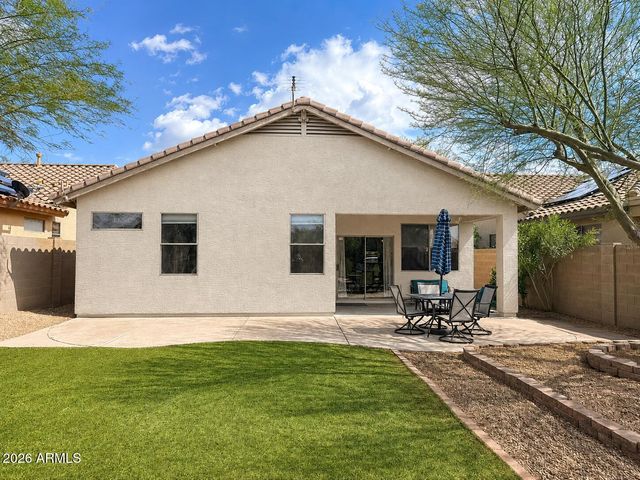 2568 W BISBEE Way, Phoenix, AZ 85086