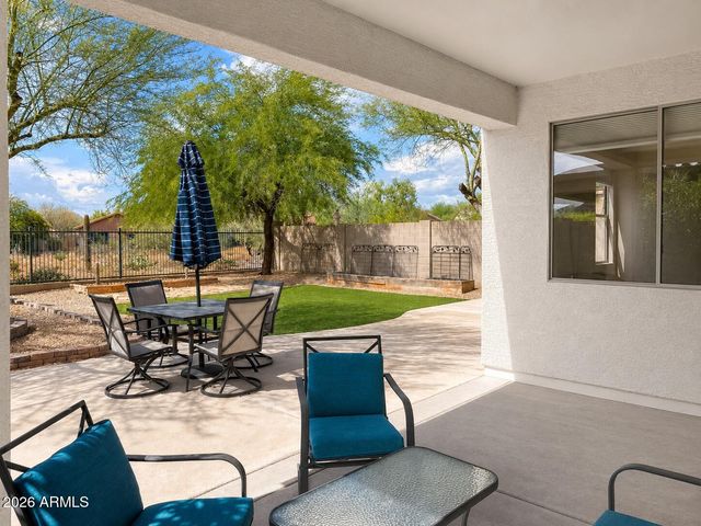 2568 W BISBEE Way, Phoenix, AZ 85086