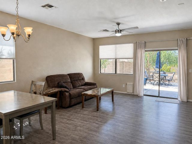 2568 W BISBEE Way, Phoenix, AZ 85086