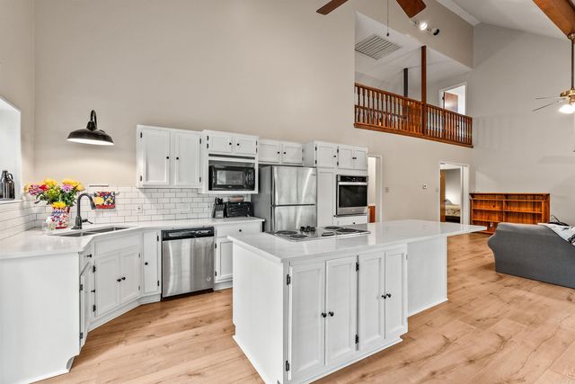 15807 Hunter Lane, North Little Rock, AR 72118