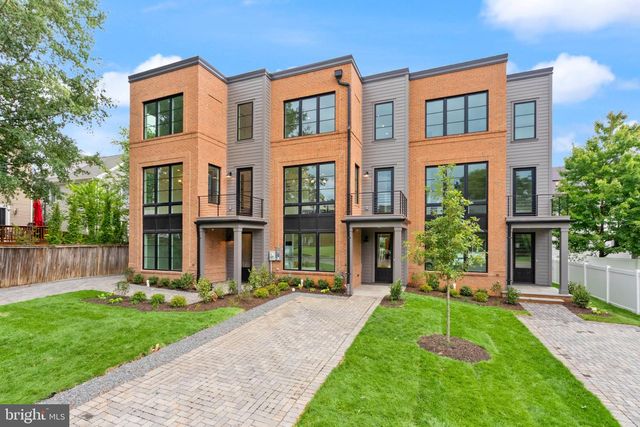 633 N MONROE ST, Arlington, VA 22201