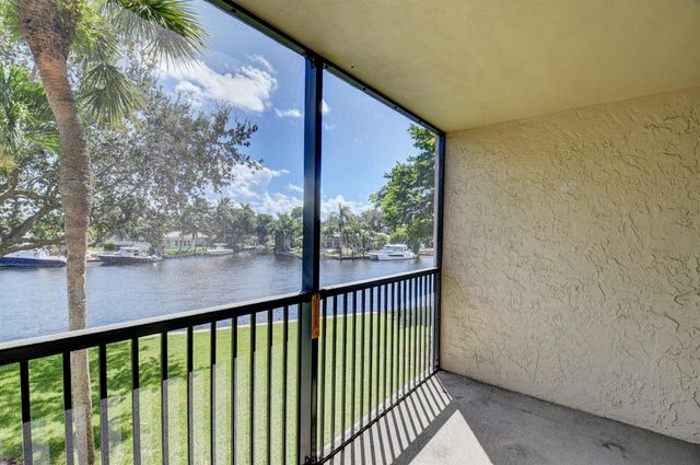 14 Royal Palm Way 2050, Boca Raton, FL 33432