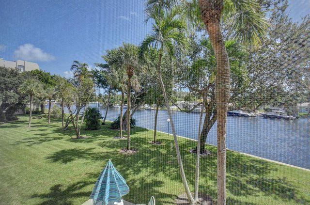 14 Royal Palm Way 2050, Boca Raton, FL 33432