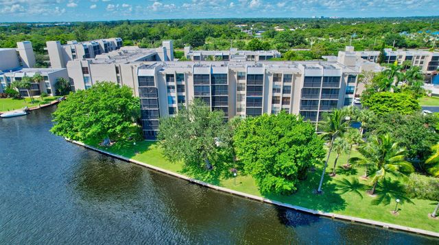 14 Royal Palm Way 2050, Boca Raton, FL 33432