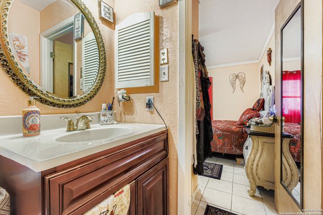 108 Sunnyland, San Antonio, TX 78228