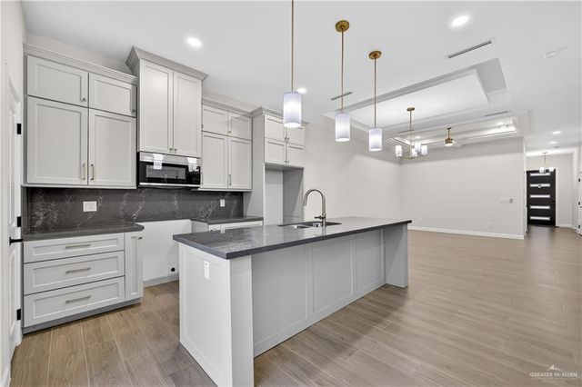 617 25th Street, Mission, TX 78572