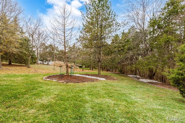 265 Camelot Drive, Weldon Spring, MO 63304