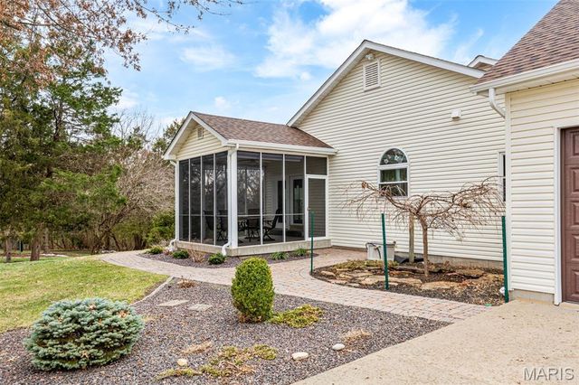 265 Camelot Drive, Weldon Spring, MO 63304