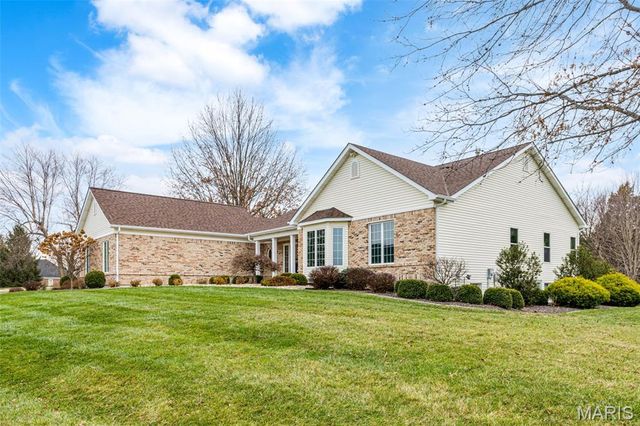 265 Camelot Drive, Weldon Spring, MO 63304