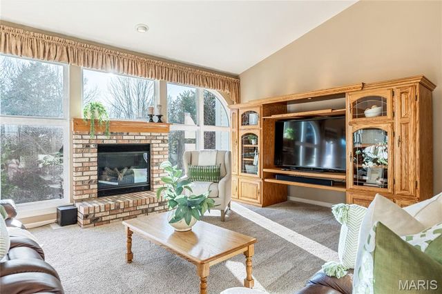 265 Camelot Drive, Weldon Spring, MO 63304