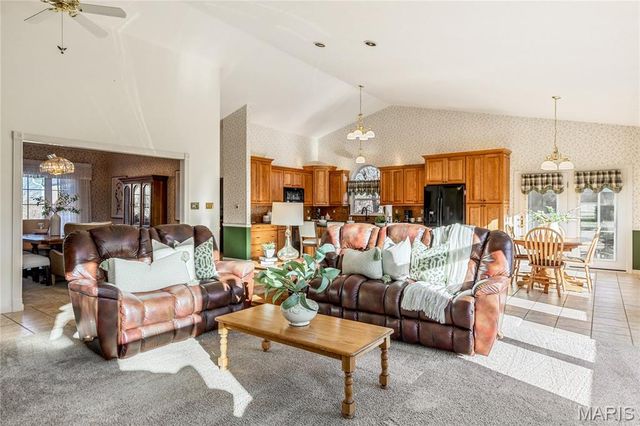 265 Camelot Drive, Weldon Spring, MO 63304