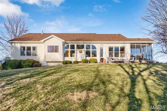 265 Camelot Drive, Weldon Spring, MO 63304