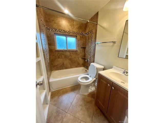 2073 S Acoma St, Denver, CO 80223