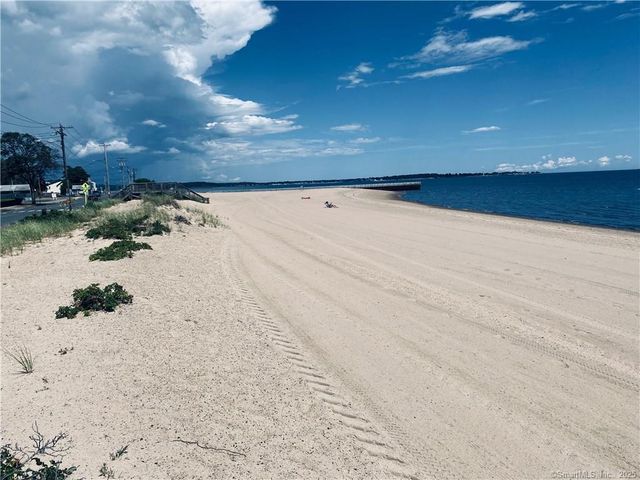 343 Beach Street APT 305, West Haven, CT 06516