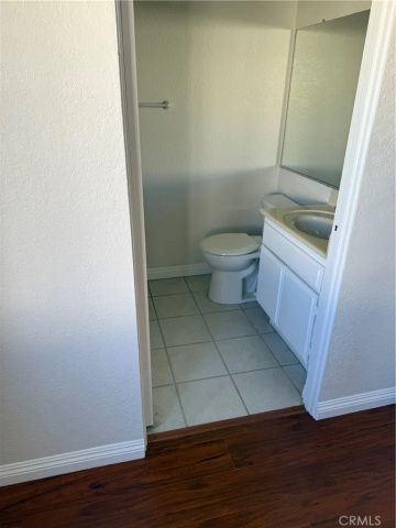 16857 San Fernando Mission 37, Granada Hills, CA 91344
