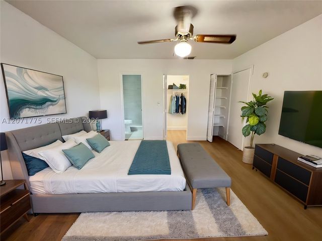 15665 SW 82nd Cir Ln 4-6, Miami, FL 33193