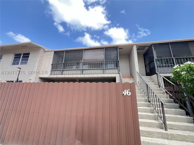15665 SW 82nd Cir Ln 4-6, Miami, FL 33193