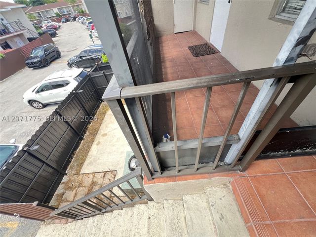 15665 SW 82nd Cir Ln 4-6, Miami, FL 33193