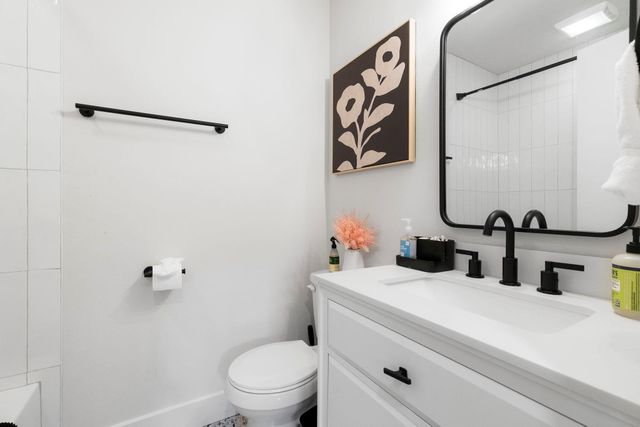 7507 Bender DR, Austin, TX 78749