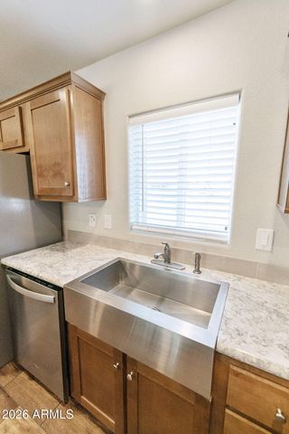 775 N HILTON Road, Apache Junction, AZ 85119