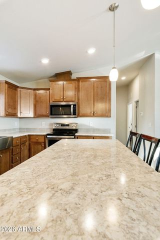 775 N HILTON Road, Apache Junction, AZ 85119