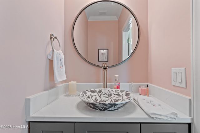 3615 W Medinah Avenue SE, Southport, NC 28461