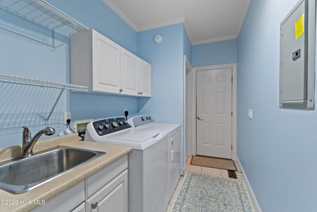3615 W Medinah Avenue SE, Southport, NC 28461