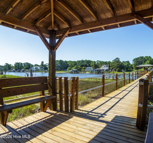 3615 W Medinah Avenue SE, Southport, NC 28461