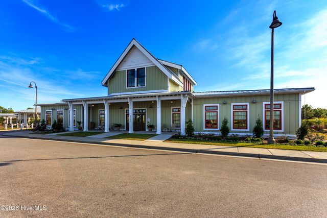 3615 W Medinah Avenue SE, Southport, NC 28461