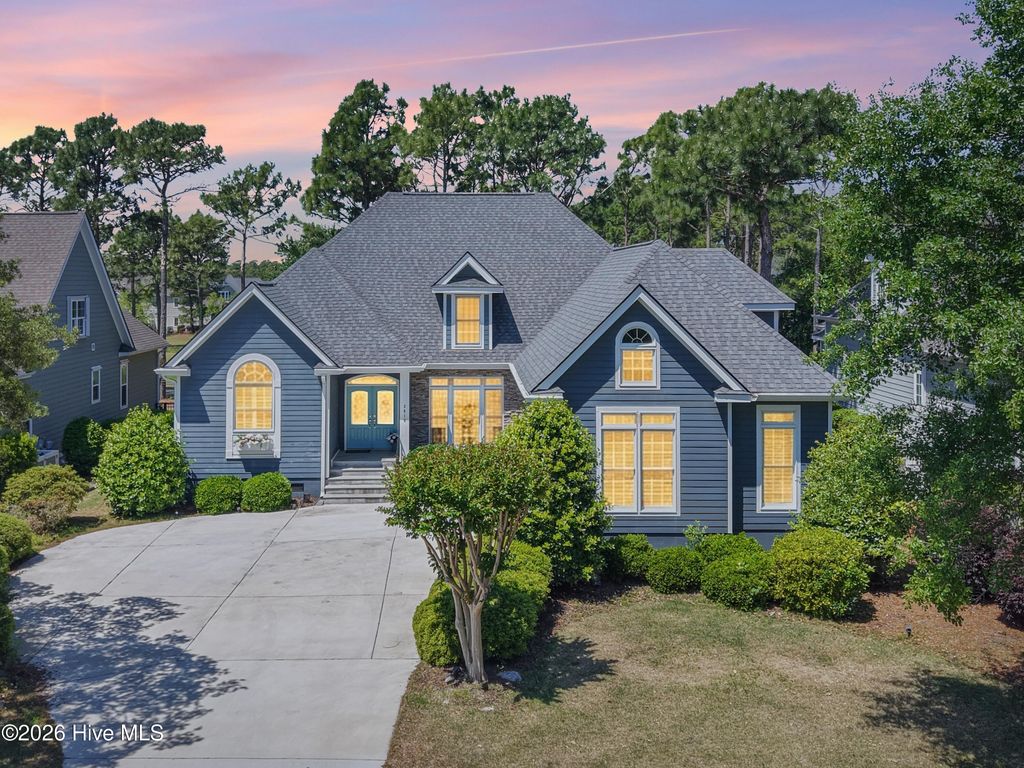 3615 W Medinah Avenue SE, Southport, NC 28461
