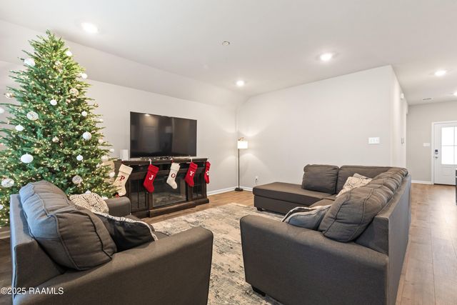 110 Still Lake Drive, Duson, LA 70529