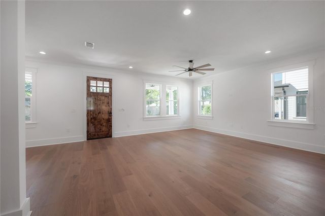 804 E WILDER AVENUE, Tampa, FL 33603