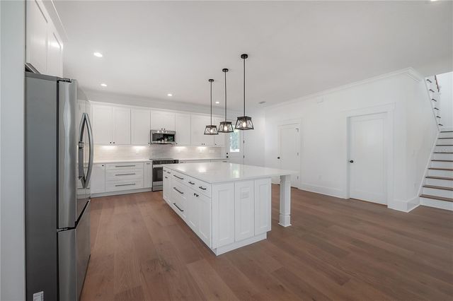 804 E WILDER AVENUE, Tampa, FL 33603