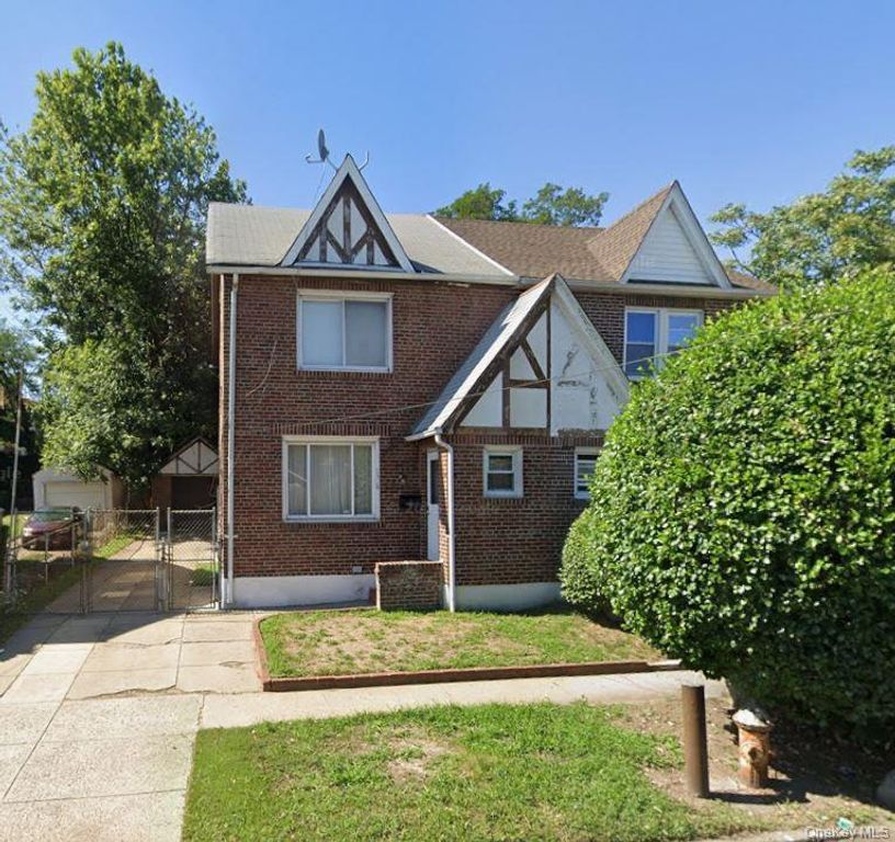 11718 Nashville Boulevard, Cambria Heights, NY 11411