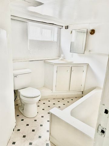 111 E 14th, Wichita, KS 67214